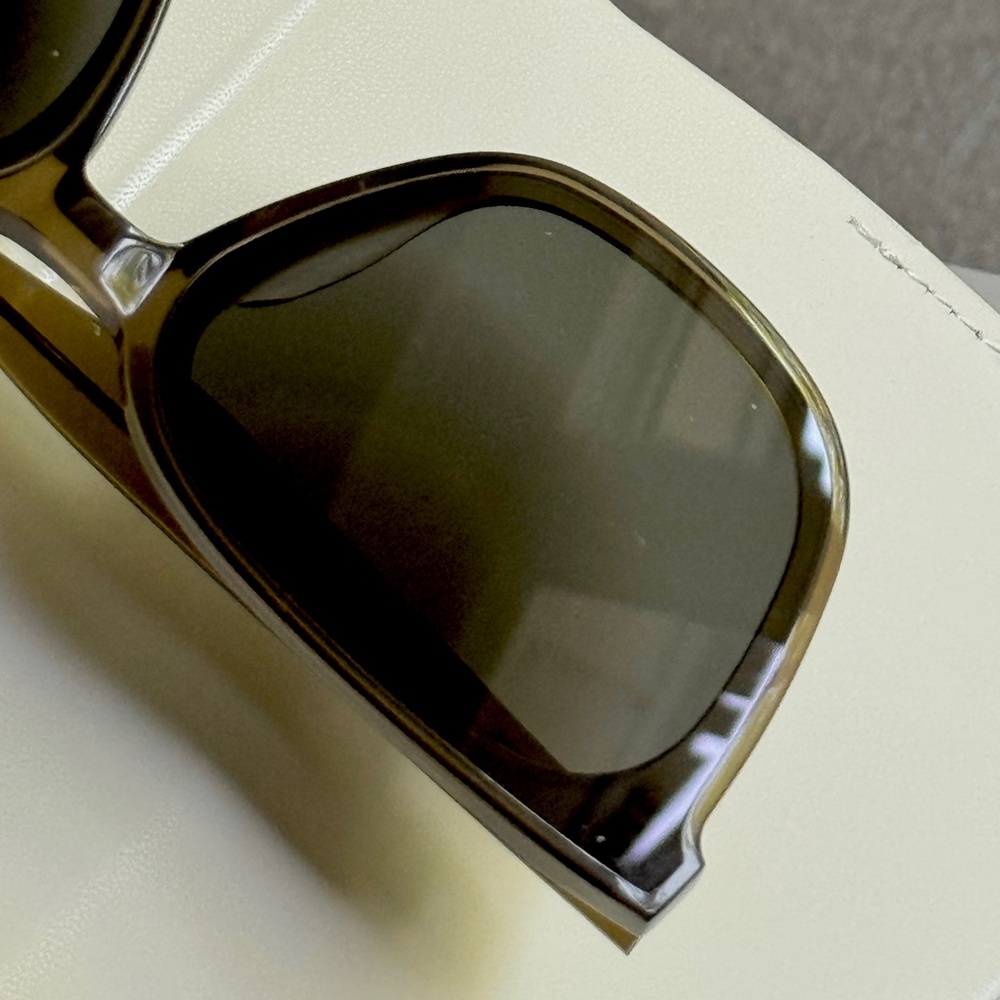 Gentle Monster Sunglasses TAM almost new with case box card - Picture 15 of 16